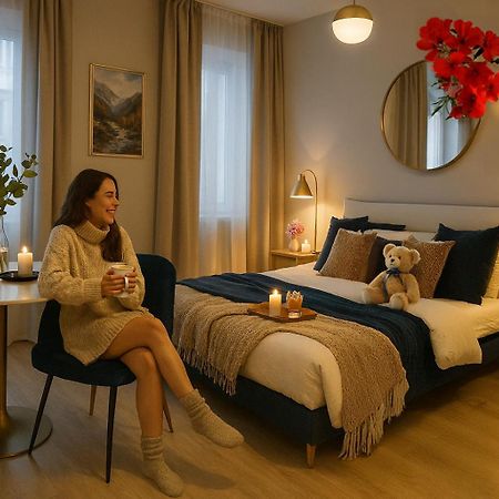 Apartamento Urban Adventure For Two Bucarest Exterior foto